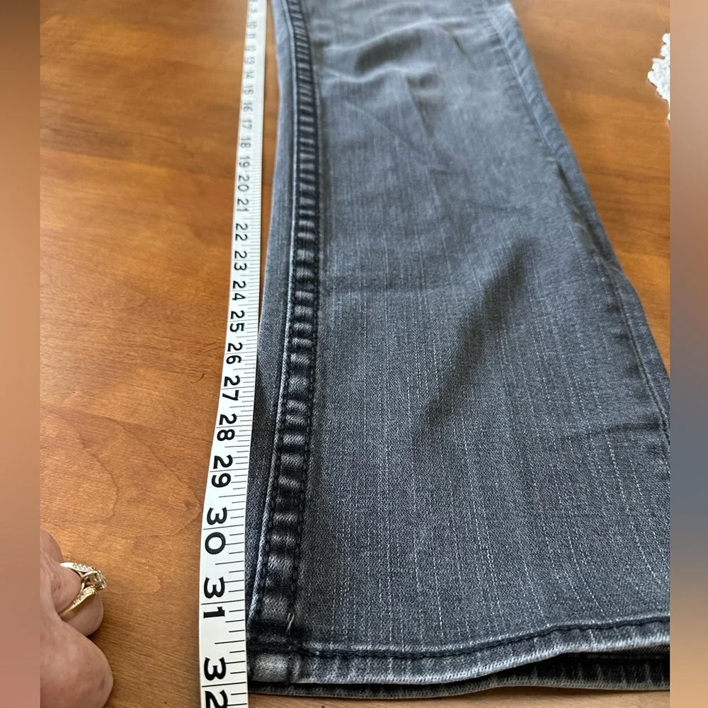 True Religion Jeans 33”x33”